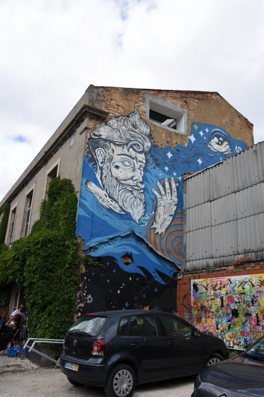 アートな壁 in Portugal Lisboa