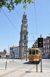クレリゴス教会と路面電車・ポルト　in portugal